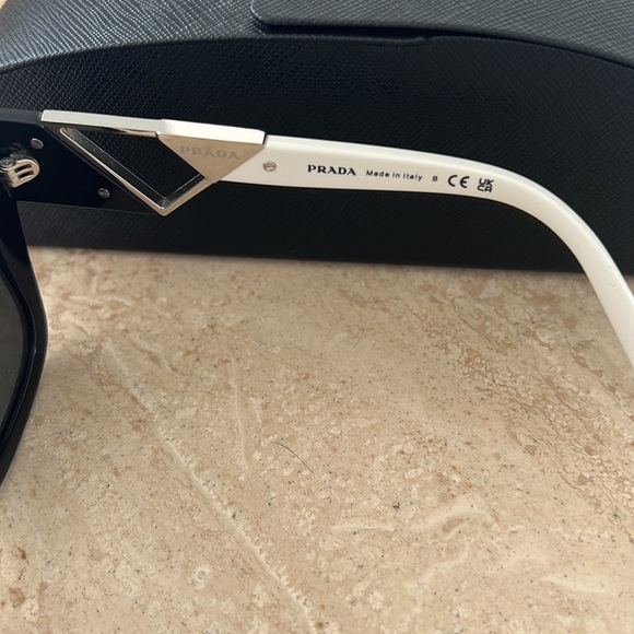 100% AUTHENTIC PRADA SYMBOLE SUNGLASSES - Picture 2 of 10